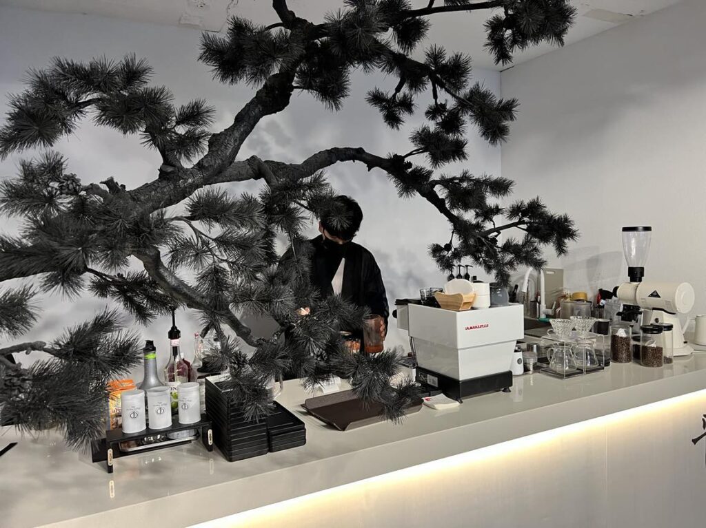 instagrammable cafe mudae theater